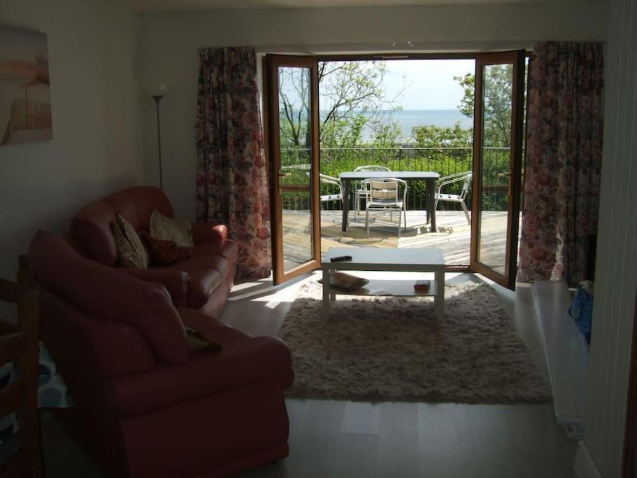 Cottage , Seaside Views, Quiet Beach, Awesome View Pendine Exterior photo